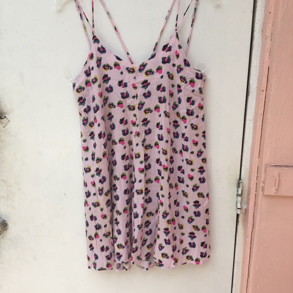 Large light pink dress - Picture 4 of 5